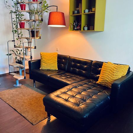 City Garden Apartments Bucarest Esterno foto