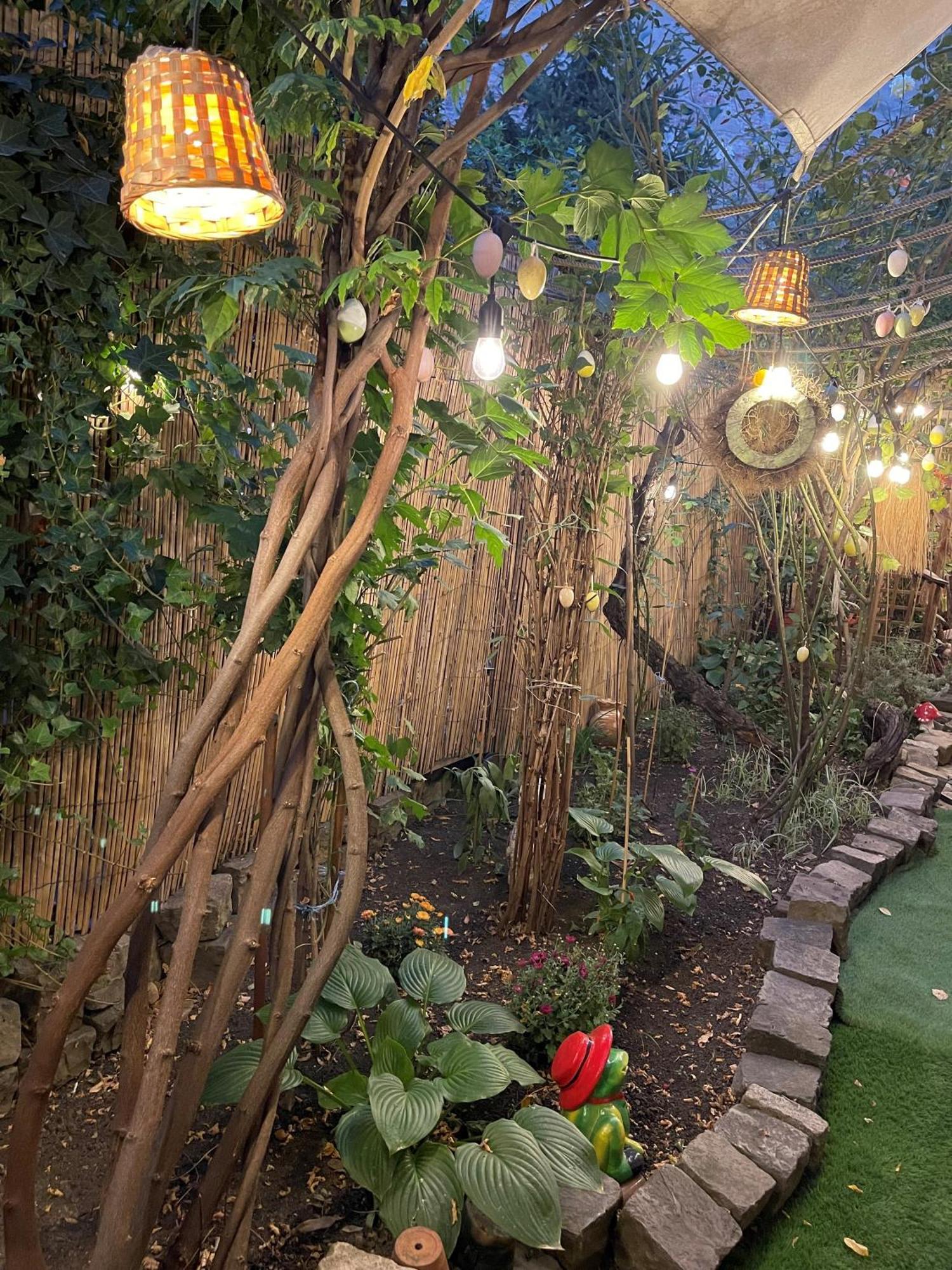 City Garden Apartments Bucarest Esterno foto