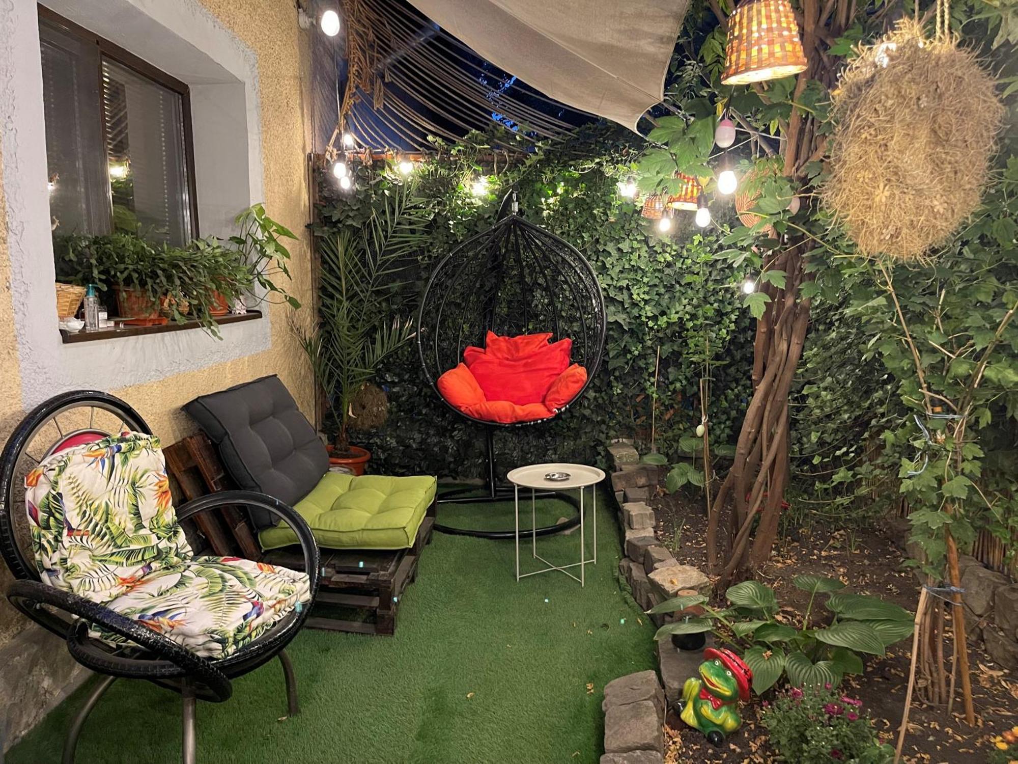 City Garden Apartments Bucarest Esterno foto